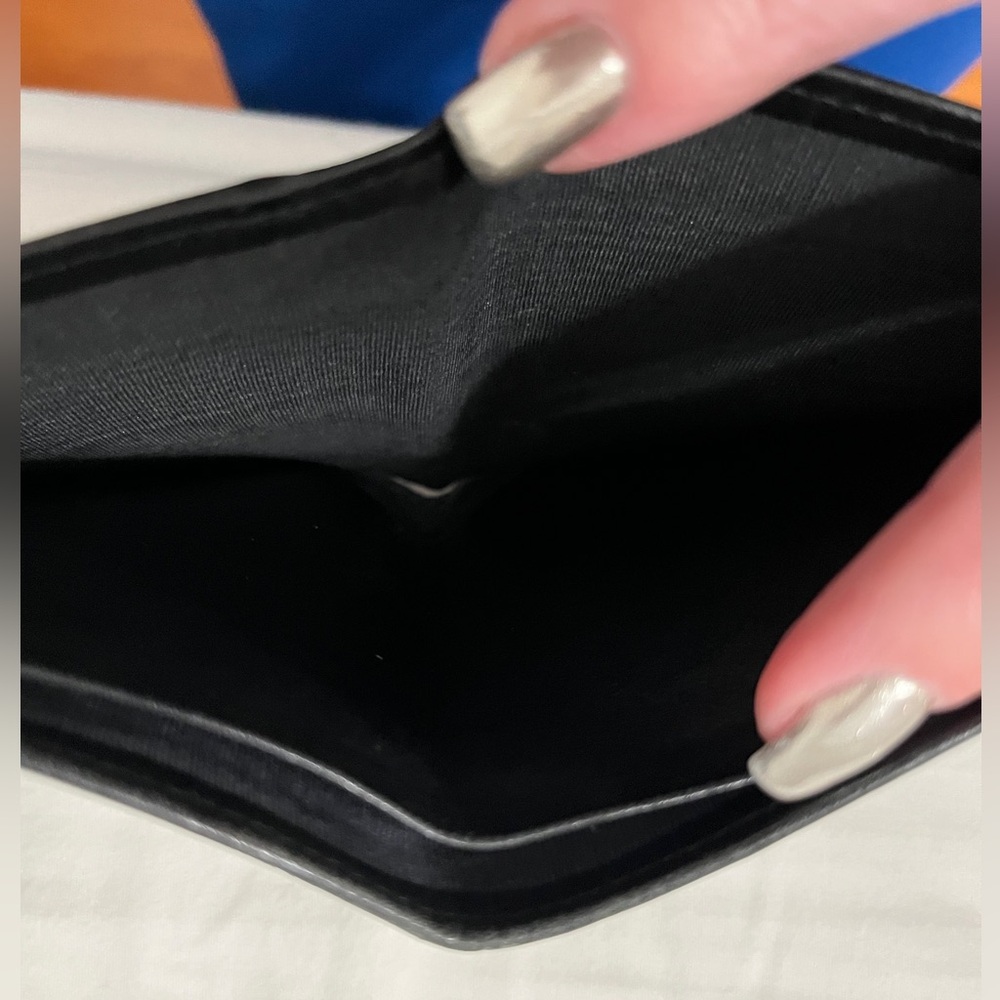 Authentic Chanel wallet - Picture 8 of 9